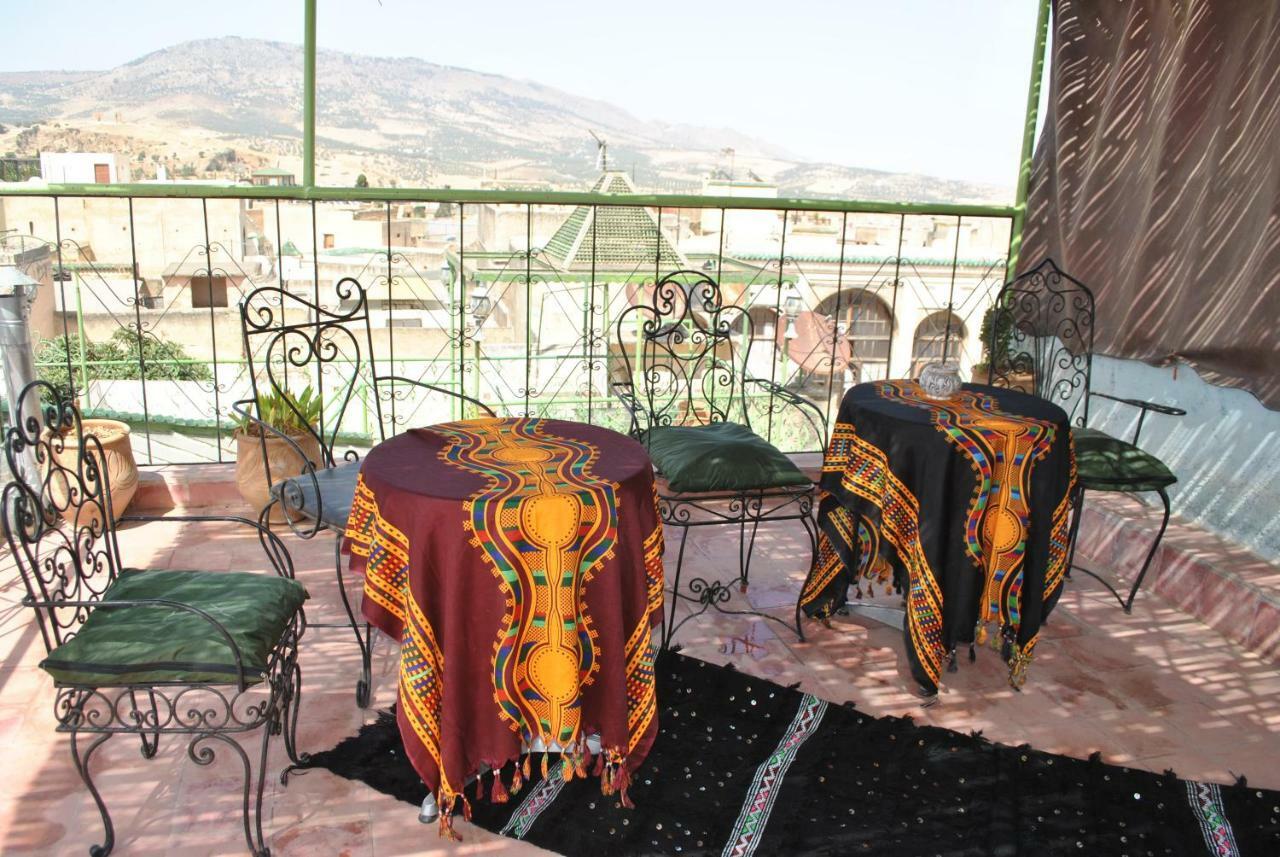 Dar Mounadim Fès Exteriör bild
